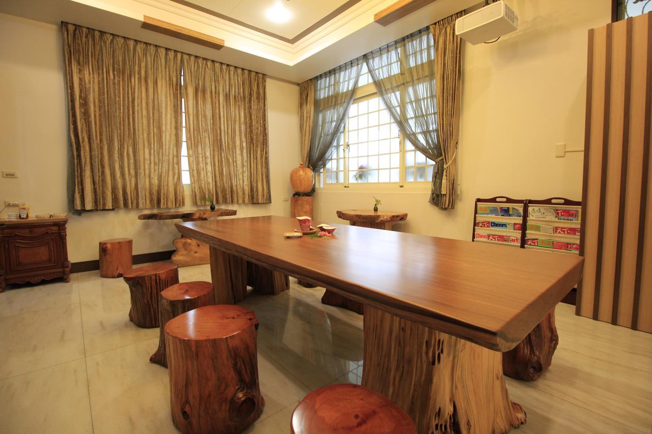 Green Park Homestay Luodong Buitenkant foto