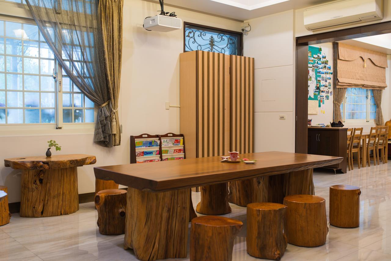 Green Park Homestay Luodong Buitenkant foto